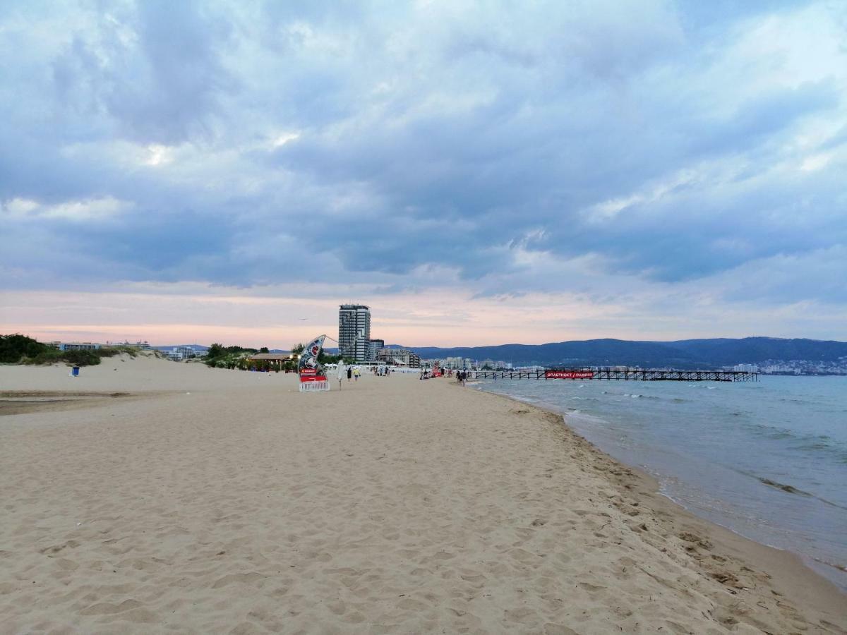 Apartament ,,Edelvais- Lux" Apartment Nesebar Bagian luar foto